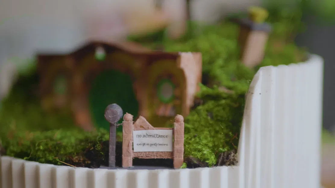 Chậu Bonsai Terrarium Hobbiton (Lord of the Rings) - Bag End - Image 2