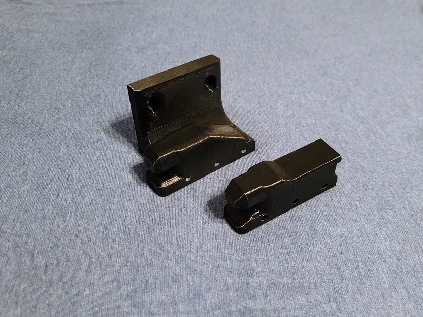 Giá treo tường 500/590 kèm adapter - Image 1