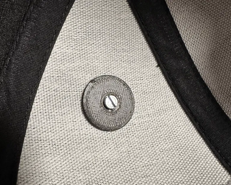 Cặp sừng quỷ gắn lên nón, nay có bắt vít! - Image 3