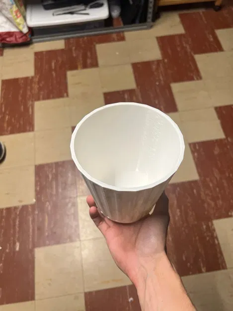 Thùng rác (Trash Bin) kích thước lớn - Image 3