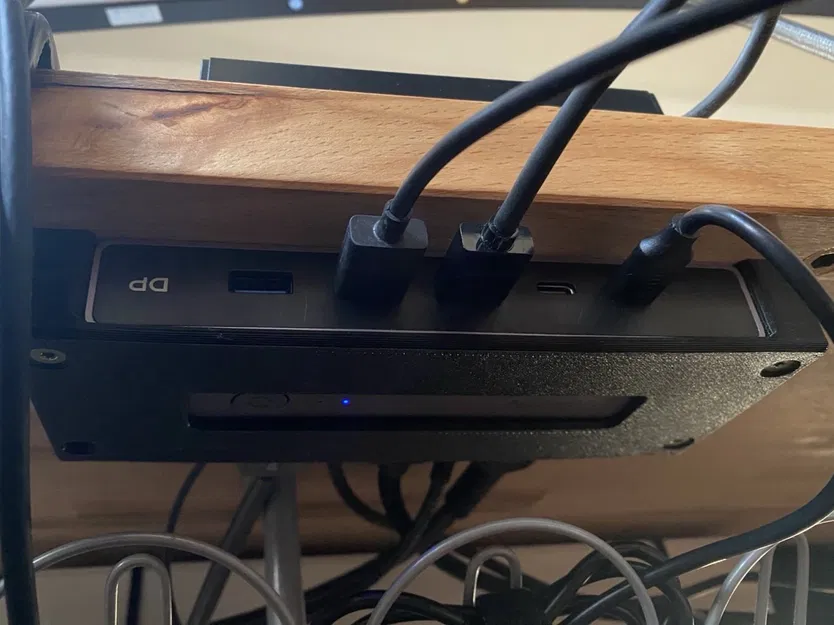 Bộ mount cho UGREEN 8K KVM switch và remote - Image 2