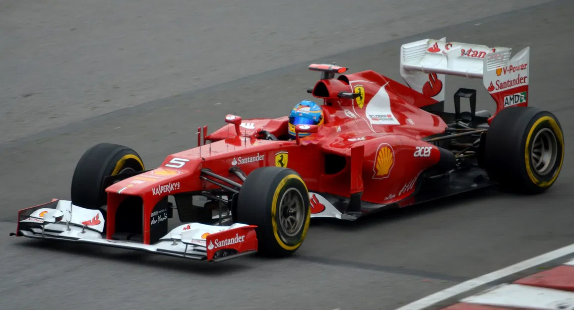 Mô Hình Xe Đua F1 Ferrari F2012 2012 - Image 2