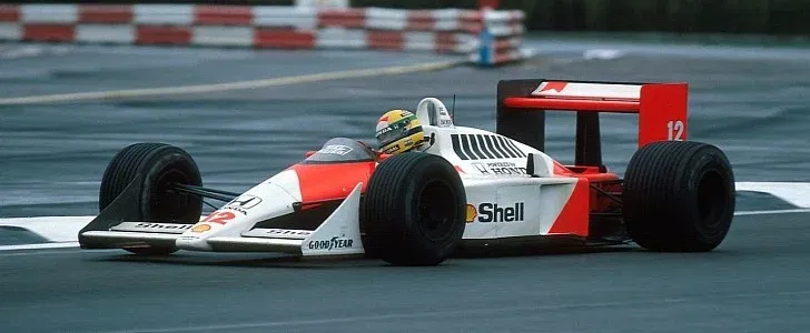 Mô Hình Xe F1 McLaren Honda MP4/4 1988 - Biểu Tượng Tốc Độ - Image 2