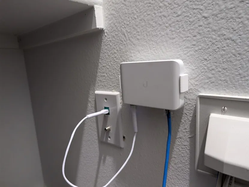 Gá Treo Tường Ubiquiti Flex Mini Switch (USW-Flex-Mini) - Image 2