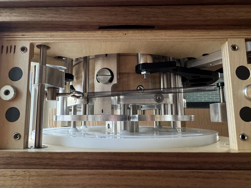 Iris Box (Hộp cơ cấu iris cơ khí) - Image 2