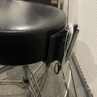 Kẹp Tai Nghe In-Ear Cho Ghế Drum Tiện Lợi