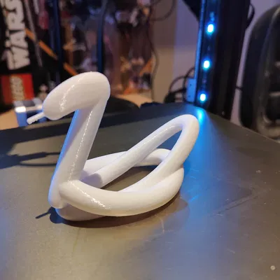 Thiên Nga Bóng Bay (Balloon Swan)