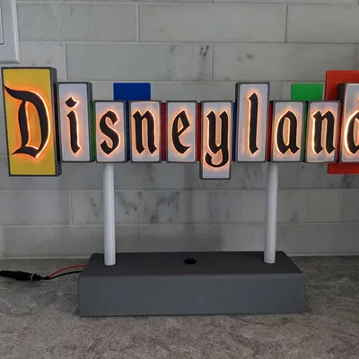 Bảng Hiệu Disneyland Vintage Để Bàn (Multi-Material)