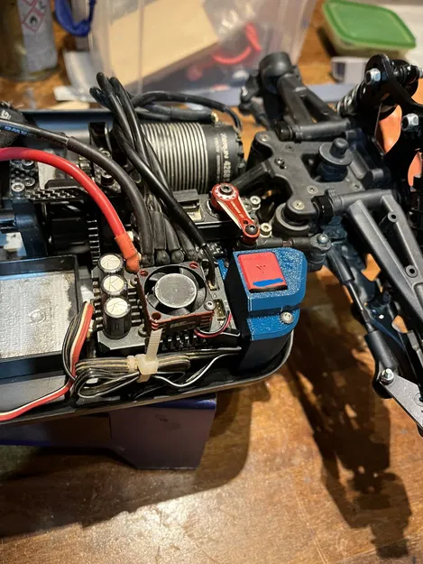 XB8E 2024! Receiverbox – Hộp receiver tích hợp chỗ gắn transponder - Image 2