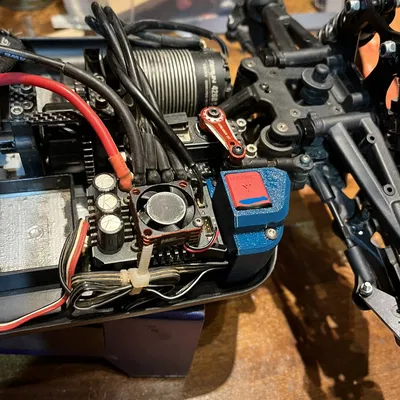 XB8E 2024! Receiverbox – Hộp receiver tích hợp chỗ gắn transponder