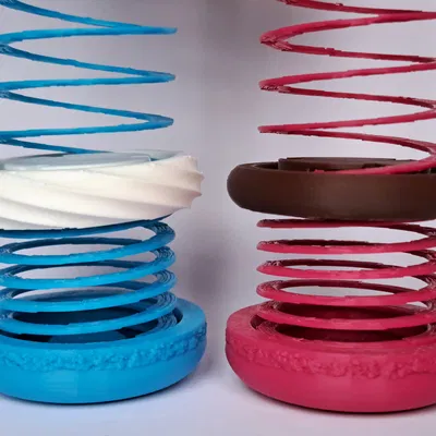 Springo Macaron – Đồ chơi lò xo macaron 3 mảnh (print-in-place)