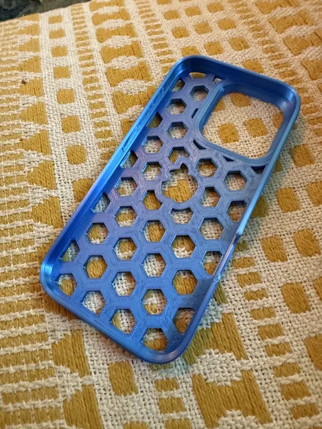 Ốp lưng iPhone 16 Pro Hex Case - Image 1