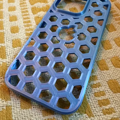 Ốp lưng iPhone 16 Pro Hex Case