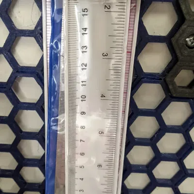 Giá treo thước (hoặc vật dài chữ nhật) cho Honeycomb Storage Wall (tham số hoá)