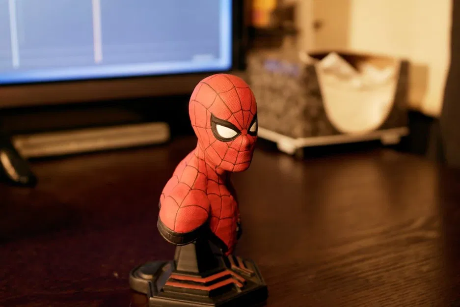 Cúp/Tượng Spiderman Trophy - Image 3