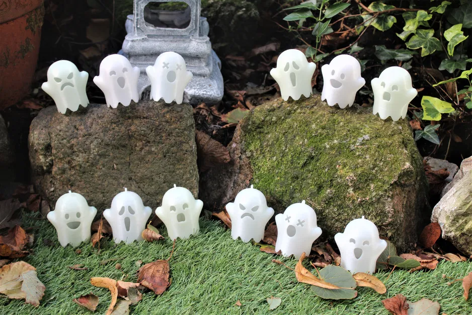 Đồ trang trí Ghost Emoji cho Halloween - Image 1