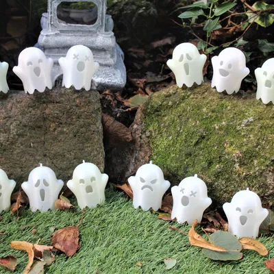 Đồ trang trí Ghost Emoji cho Halloween