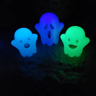 Đồ trang trí Ghost Emoji cho Halloween