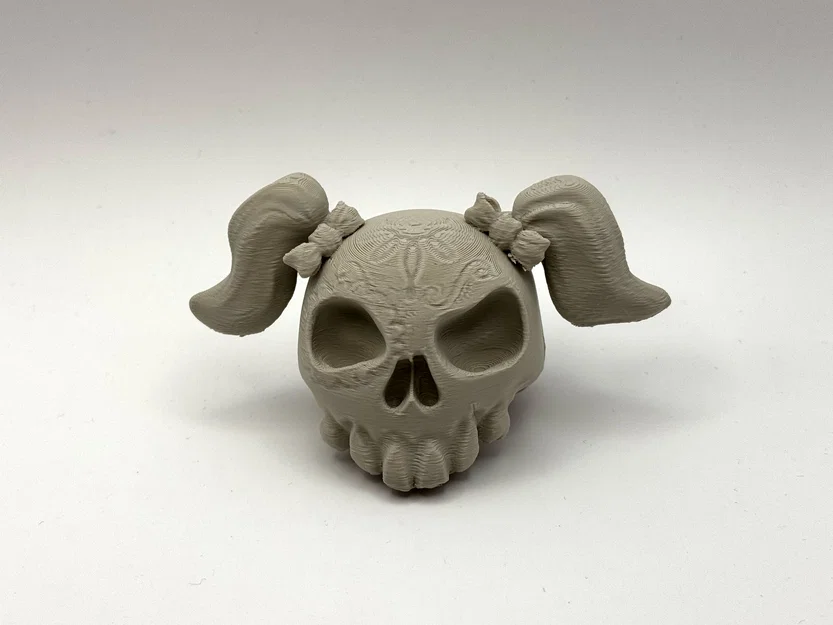 Mô Hình Đầu Bộ Xương Cô Gái Trang Trí Halloween Độc Đáo - Image 1
