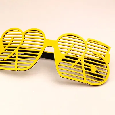 Kính tiệc tùng - 2025