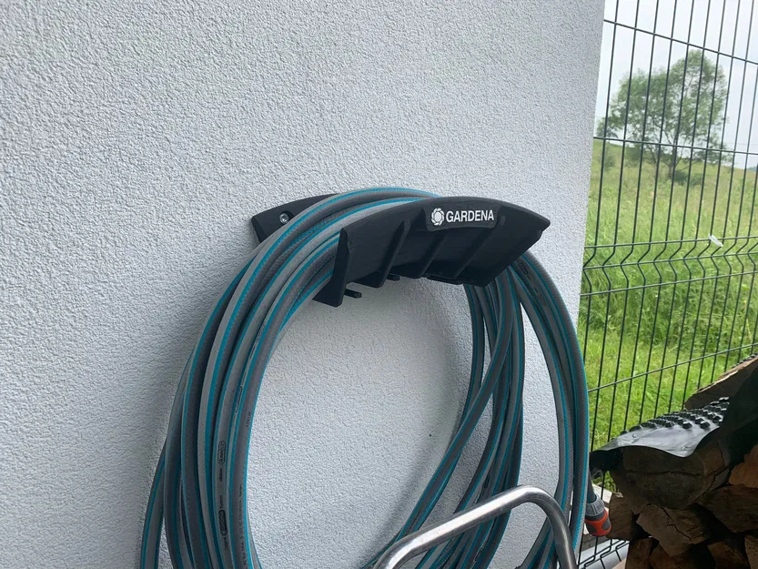 Giá treo ống nước sân vườn (Garden hose holder) có ngàm giữ đầu vòi - Image 2