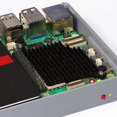Vỏ Raspberry Pi-5 kèm SSD (Raspberry Pi-5 SSD Case)