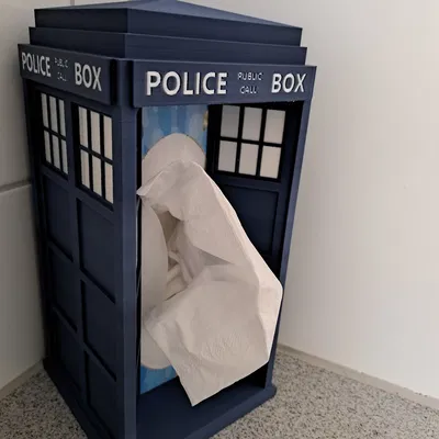 Hộp đựng khăn giấy TARDIS (TARDIS Tissue box)