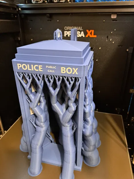Hộp đựng khăn giấy TARDIS (TARDIS Tissue box) - Image 4