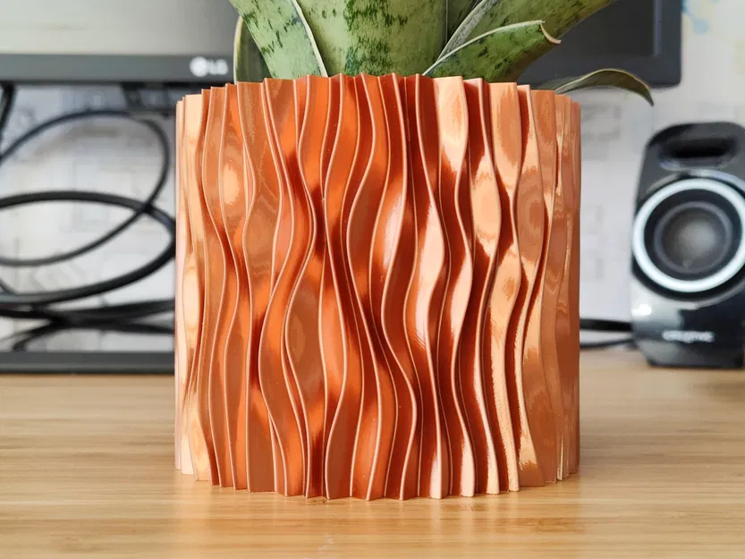 Chậu cây gợn sóng parametric Copper Waves – Plant pot/Planter (vase mode) - Image 1