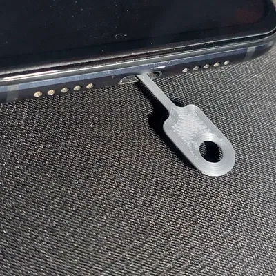 Dụng cụ vệ sinh cổng USB (USB port cleaner)