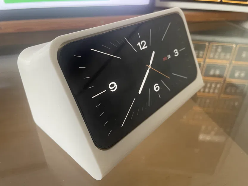 Đế Sạc Nhanh iPhone 14 Pro Chế độ Chờ (Standby Mode) - Image 1