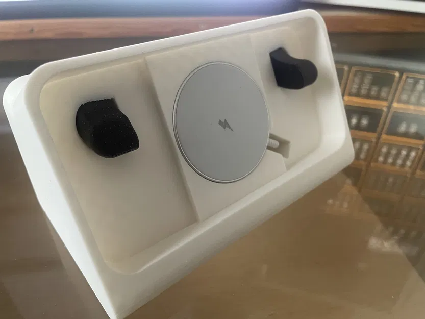 Đế Sạc Nhanh iPhone 14 Pro Chế độ Chờ (Standby Mode) - Image 2