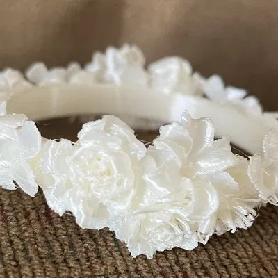 Vòng hoa đội đầu (Flower Crown)