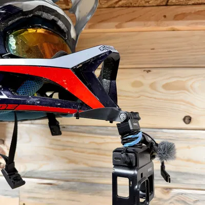 Ngàm gắn GoPro ở cằm cho nón Troy Lee Design Stage