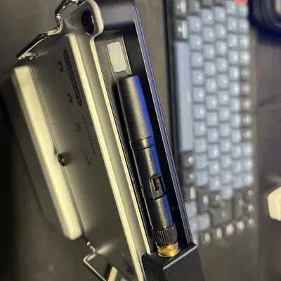 Đế gắn Antenna Micro 3D cho uConsole