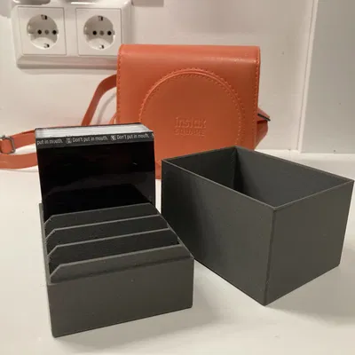 Hộp đựng ảnh Instax Square