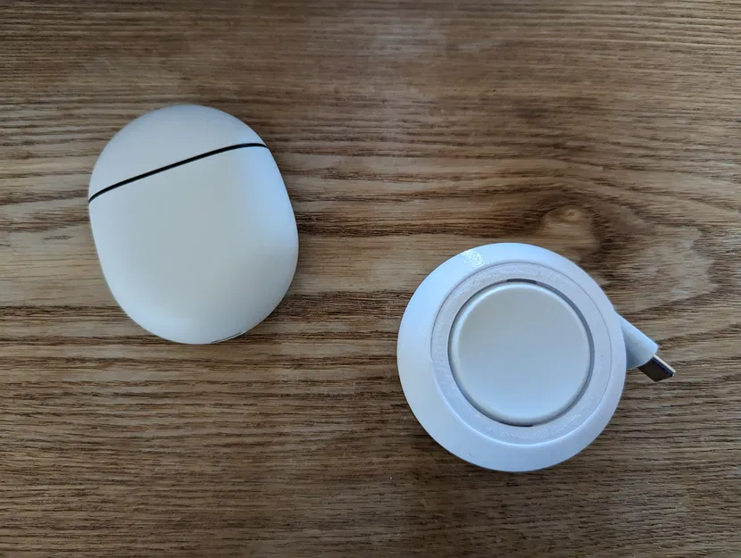 Dock sạc Pixel Watch gen 1 dạng case cuốn cáp & gắn ổ cắm (USB-C & USB-A) - Image 4