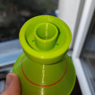 Phễu có ren (threaded funnel / trychtýř se závitem)