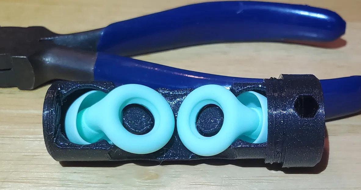 Hộp đựng Loop Earplugs nắp vặn (Screw-Top Lid Case) - Image 5