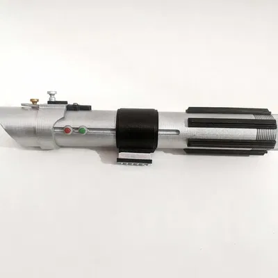 Lightsaber đầu tiên của Anakin Skywalker (Episode II)