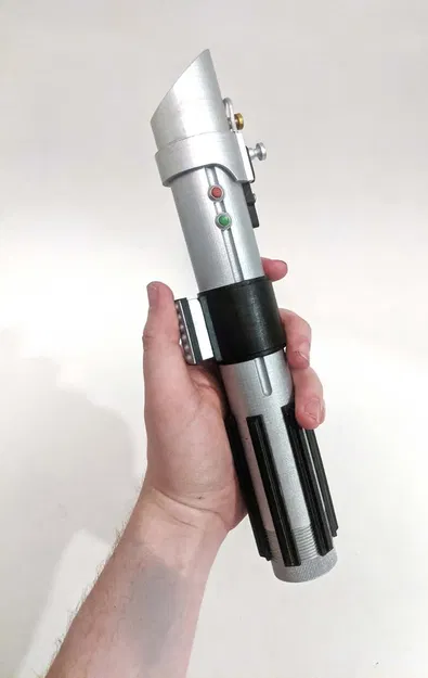 Lightsaber đầu tiên của Anakin Skywalker (Episode II) - Image 10