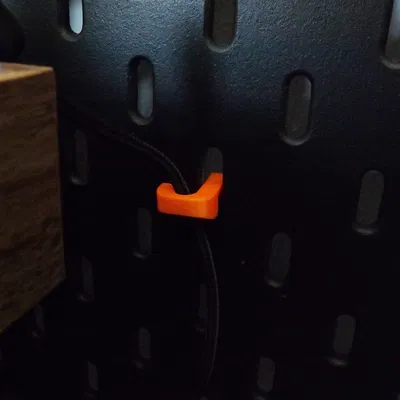 Kẹp dây Skadis (Skadis cable clip)