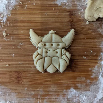 Khuôn Cắt Bánh Hình Viking Râu Rậm Độc Đáo