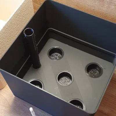 Pflanztopf – Chậu trồng cây có bình chứa nước & báo mực nước