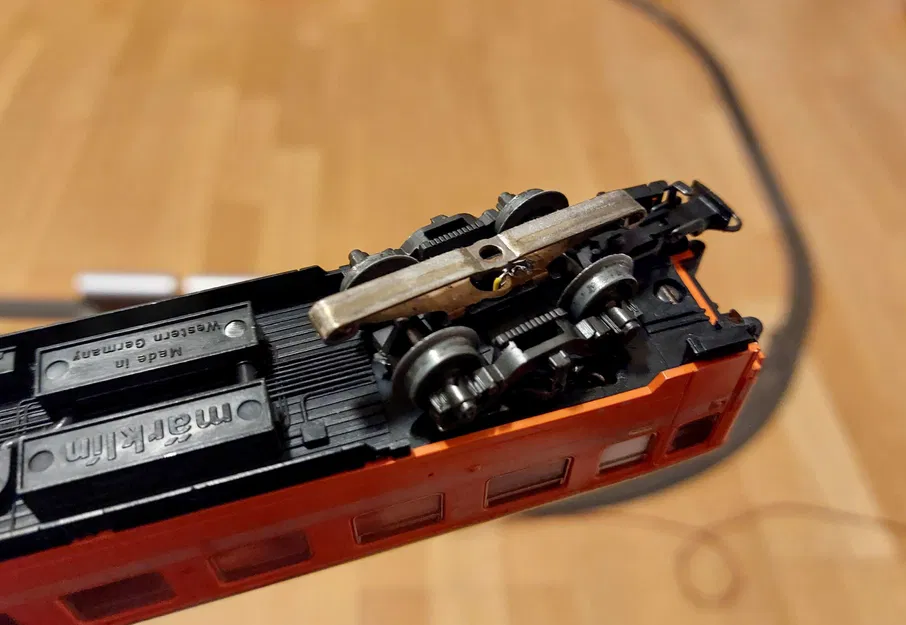 Giá đỡ bánh xe điện thay thế cho tàu Märklin (in 3D) - Image 1