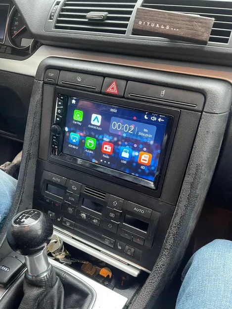 Khung Bọc Radio 2 Din Cho Audi A4 B6 - Image 1