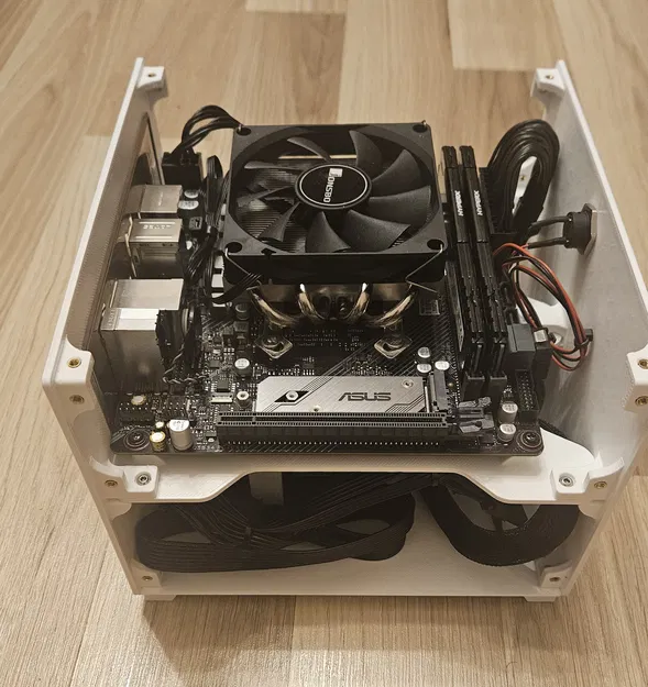 Vỏ PC Mini ITX APU (211x201x156mm) - Image 8