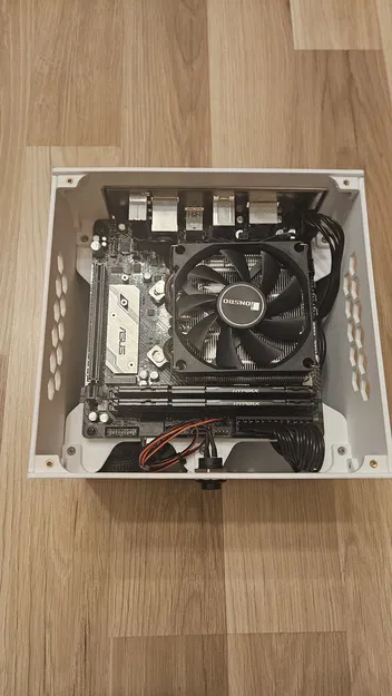 Vỏ PC Mini ITX APU (211x201x156mm) - Image 11