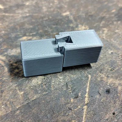 Echo-Lock-Joint (file Fusion360)