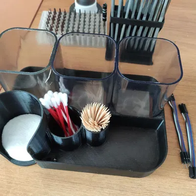 Kệ Đựng Đồ Dùng Văn Phòng Đa Năng